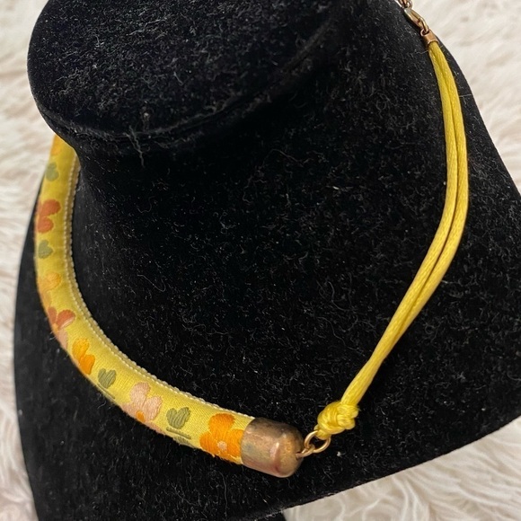 Vintage 90s Cheerful Yellow Embroidered Necklace - Picture 5 of 12